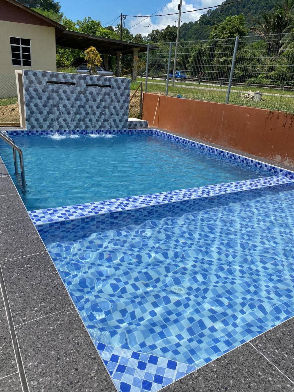 Nsjay Guest House Kampong Gong Balai Εξωτερικό φωτογραφία